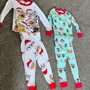Barely worn/EUC super soft 4-pc Paw Patrol Christmas Pajama Set Bundle (size 4T)